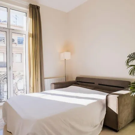 Appartement 3 Pieces Rue D'antibes A Deux Pas Du Palais Des Festivals - 3 Pieces Rue D'antibes A Deux Pas Du Palais Des Festivals Mae-2263 Cannes