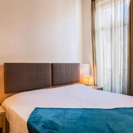 Appartement 3 Pieces Rue D'antibes A Deux Pas Du Palais Des Festivals - 3 Pieces Rue D'antibes A Deux Pas Du Palais Des Festivals Mae-2263 Cannes