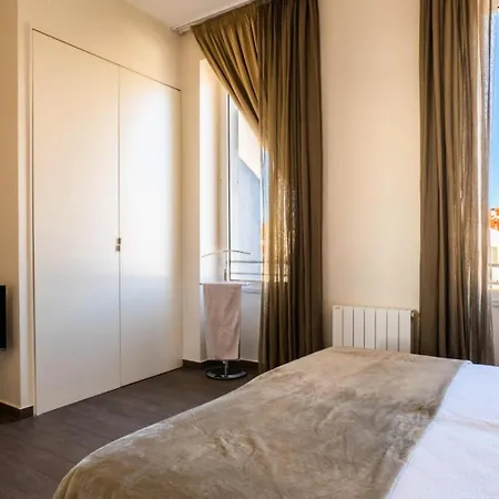 Résidence 3 Pièces Rue D’antibes à Deux Pas Du Palais Des Festivals - 3 Pièces Rue D’antibes à Deux Pas Du Palais Des Festivals Mae-2263 Appartamento *