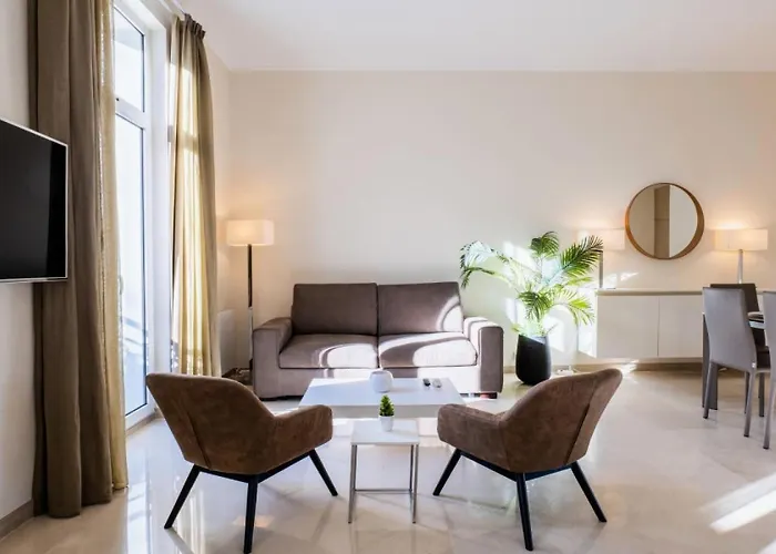 Résidence 3 Pièces Rue D’antibes à Deux Pas Du Palais Des Festivals - 3 Pièces Rue D’antibes à Deux Pas Du Palais Des Festivals Mae-2263 * Cannes